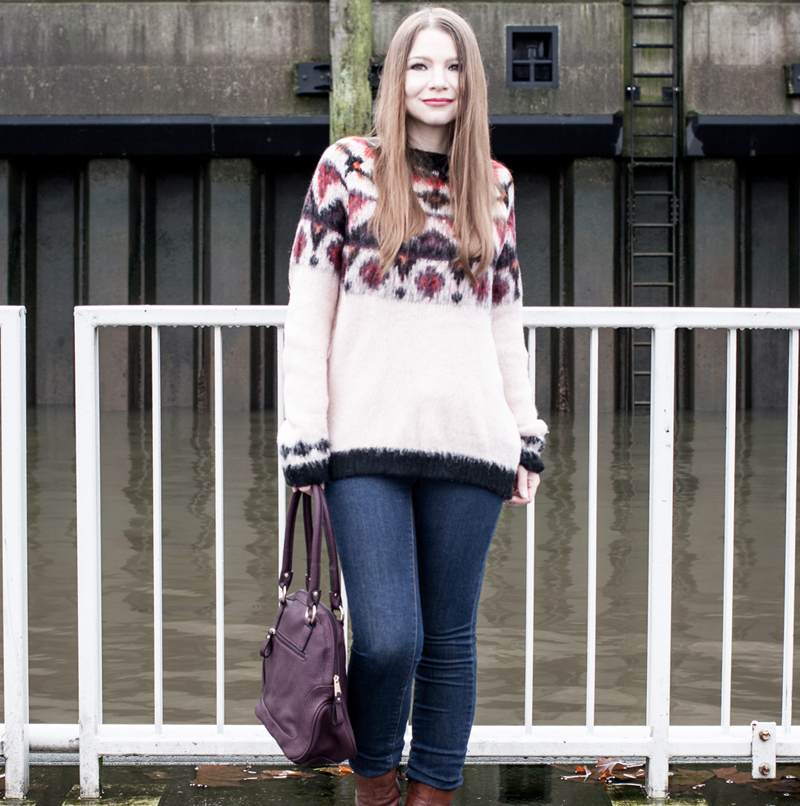 Outfit: Mit Kuschel Pullover in Hamburg