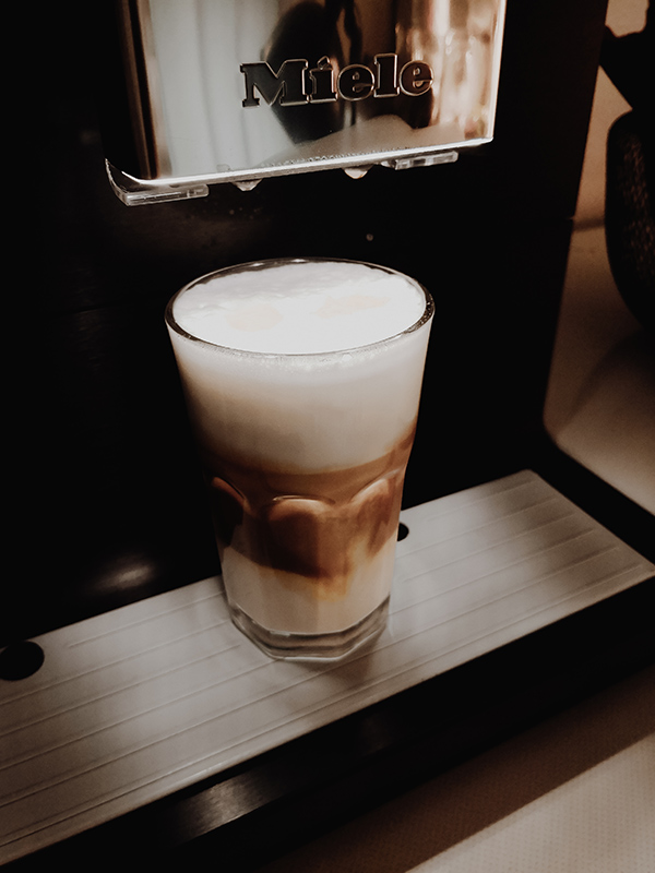 Miele CM 7750 CoffeeSelect Stand-Kaffeevollautomat_